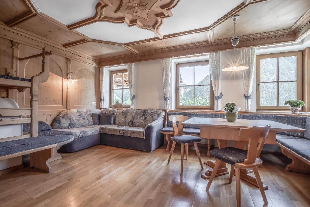 Apartment Dolomites Nest سان مارتينو-إن-باديا المظهر الخارجي الصورة